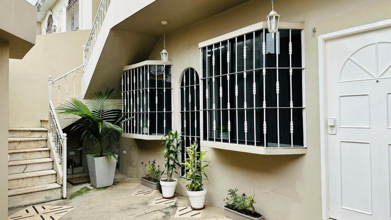 גוויאקיל Large 2-Bedroom Apartment, Close To The American Consulate מראה חיצוני תמונה